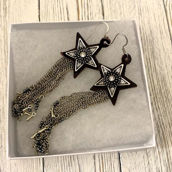 Western Cowgirl Earrings - Picture 2 of 4